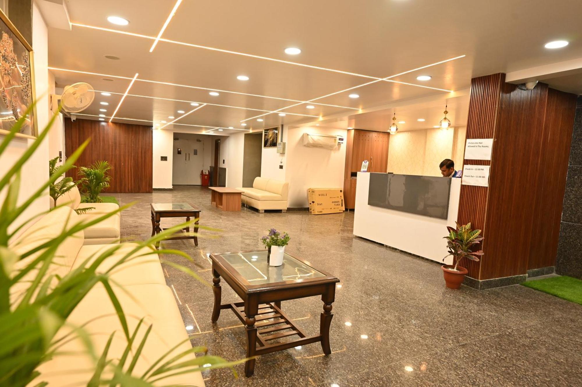 Hotel Down Town Paschim Vihar Delhi  Exterior photo