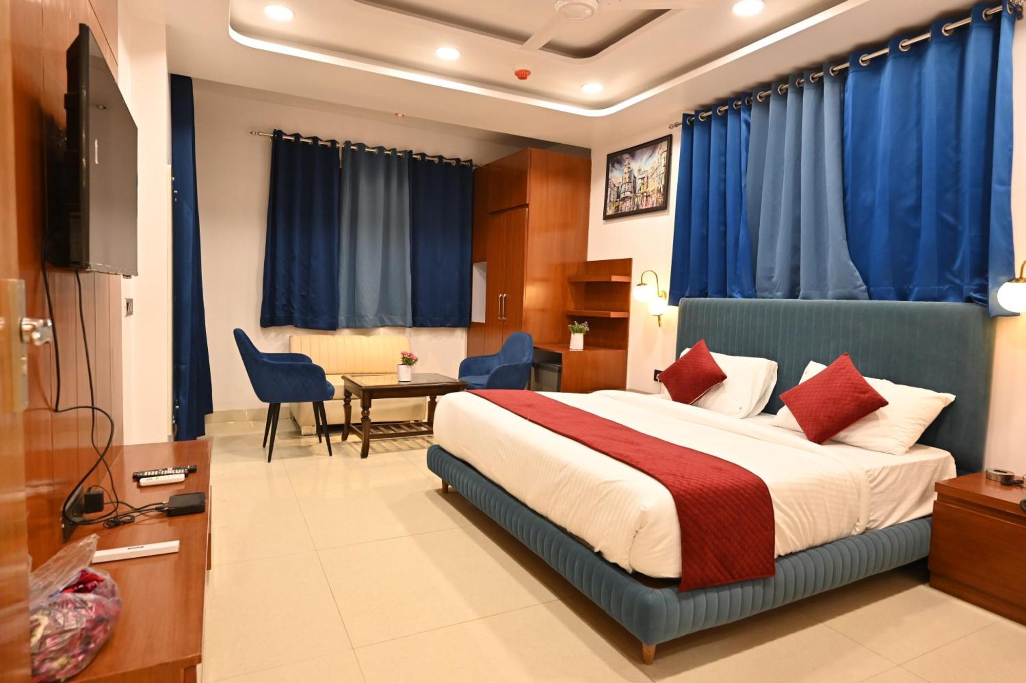 Hotel Down Town Paschim Vihar Delhi  Exterior photo