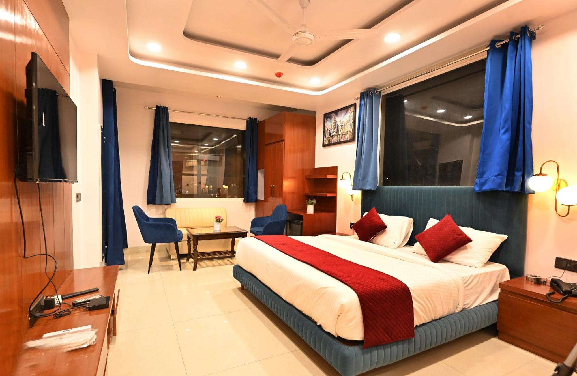 Hotel Down Town Paschim Vihar Delhi  Exterior photo